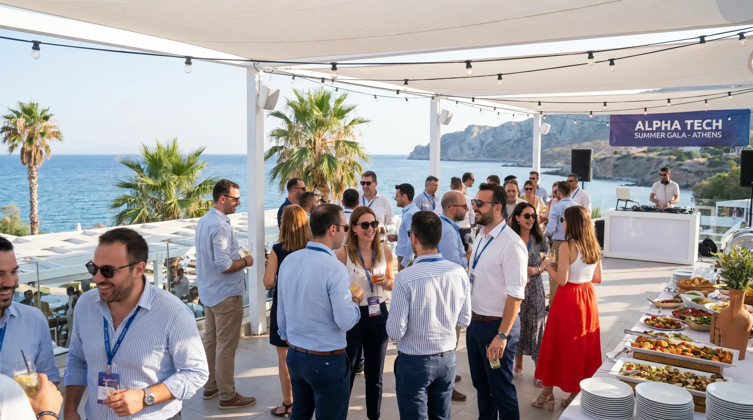 Μεγάλο εταιρικό event Alpha Tech Summer Gala σε roof garden με θέα τη θάλασσα στην Αθήνα